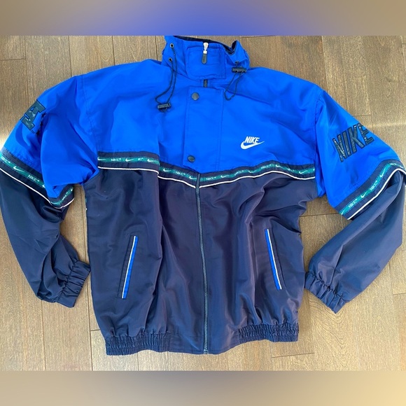 Vintage Nike Men's Blue and Black Jacket size L/XL - Picture 1 of 12